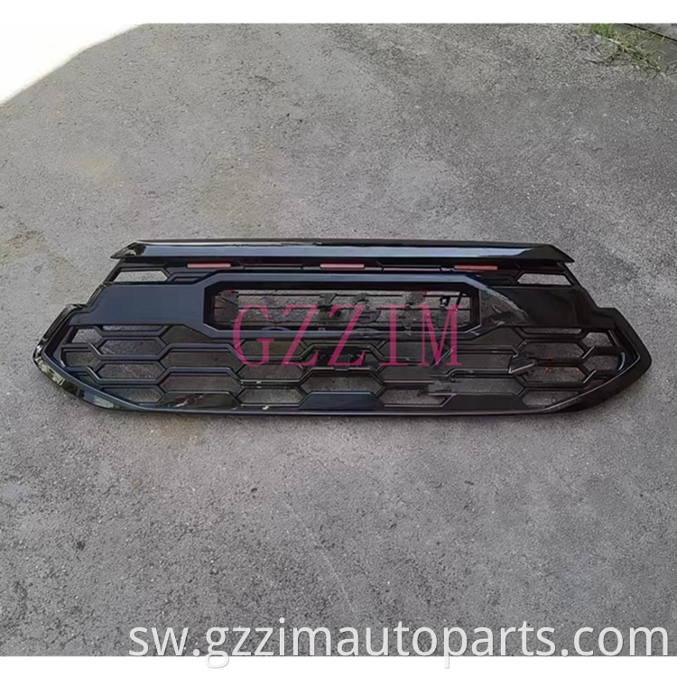 Sehemu za gari za kuuza moto gari kurekebisha grill ya mbele kwa Innova 2023